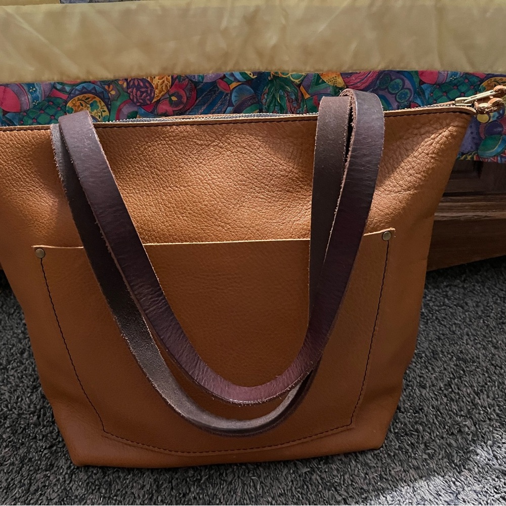 Medium Portland leather zipper tote